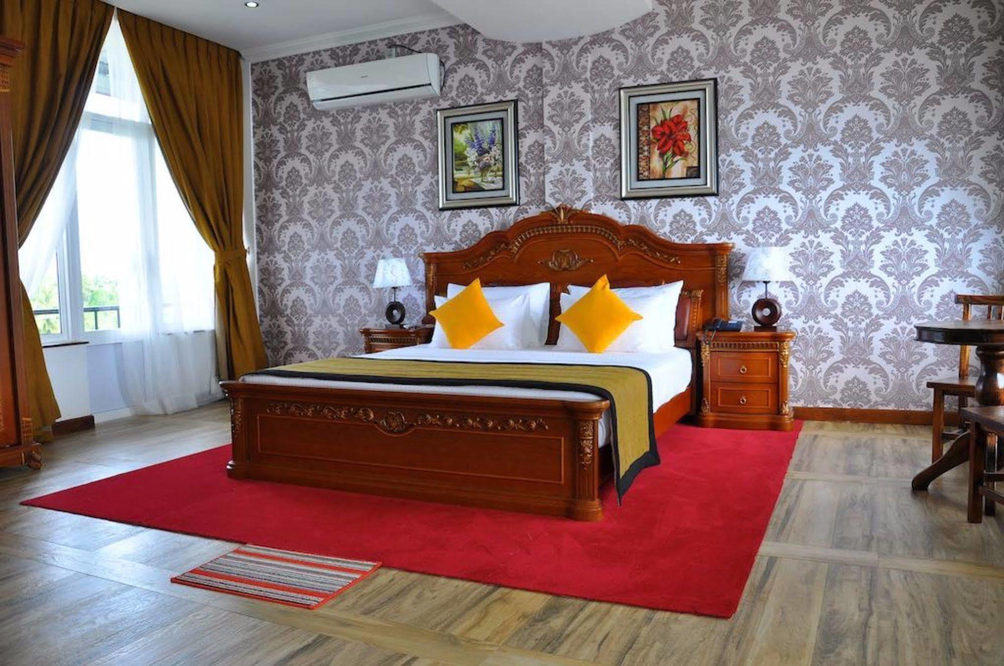 โรงแรมอีสต์ ลากูน Batticaloa ภายนอก รูปภาพ